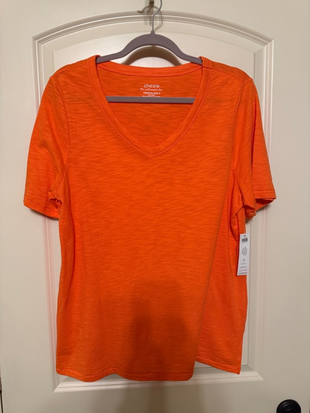 Chico's Bright Orange V-Neck Short Sleeve Tee